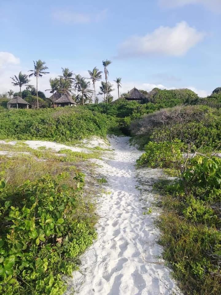 Watamu Beach Cottages B&B Exterior foto